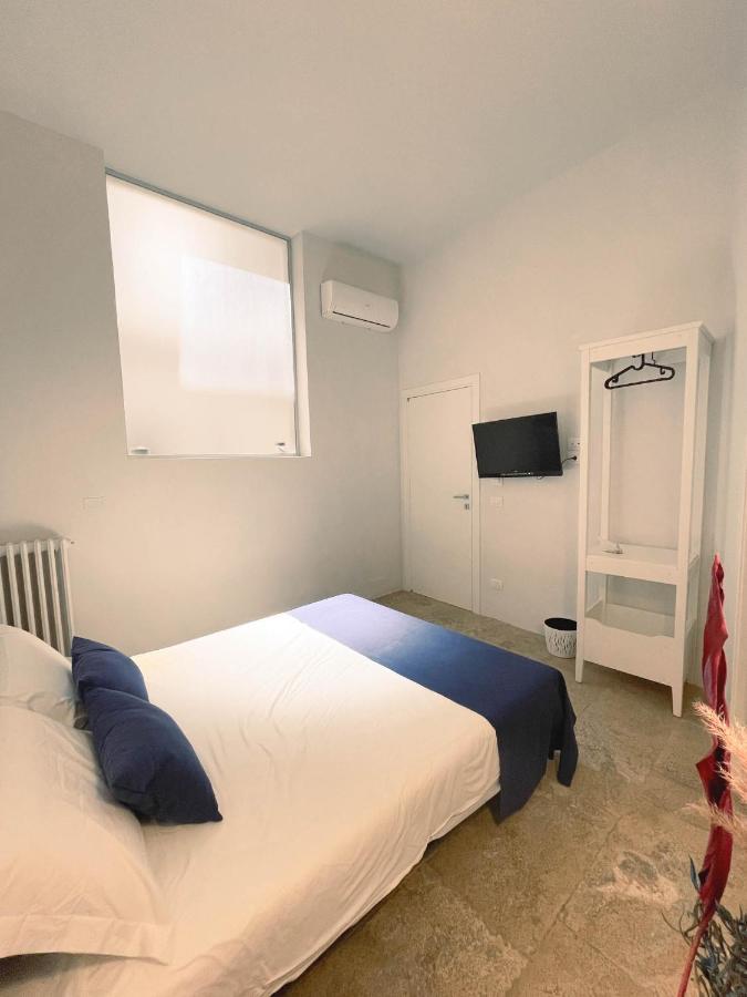 Terrazzini Cibele Bed & Breakfast Andria Exterior photo